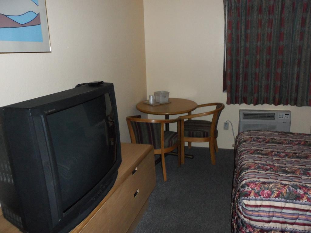 Glenview Motel Dubuque Εξωτερικό φωτογραφία